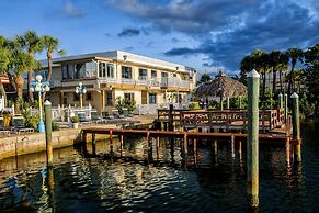 Bayview Plaza Waterfront Resort