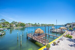 Bayview Plaza Waterfront Resort