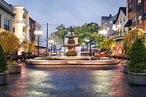 Christopher Dodge House