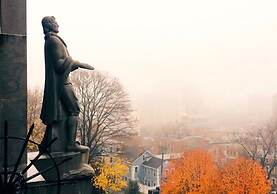 Christopher Dodge House