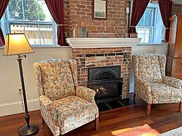 Christopher Dodge House