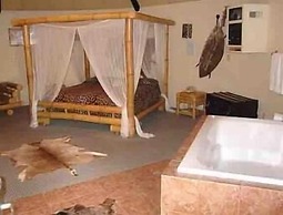 Wildwood Inn Tropical Dome & Theme Suites