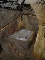 Wildwood Inn Tropical Dome & Theme Suites