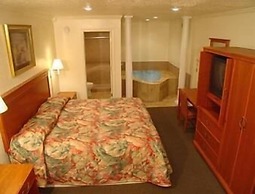 Wildwood Inn Tropical Dome & Theme Suites