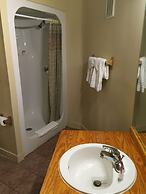 Wildwood Inn Tropical Dome & Theme Suites