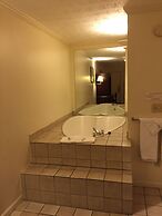 Wildwood Inn Tropical Dome & Theme Suites