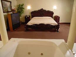 Wildwood Inn Tropical Dome & Theme Suites