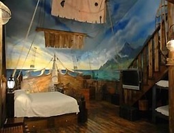 Wildwood Inn Tropical Dome & Theme Suites