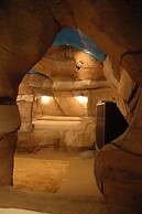 Wildwood Inn Tropical Dome & Theme Suites