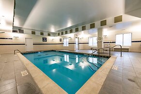 Radisson Hotel Fairview Heights - St. Louis