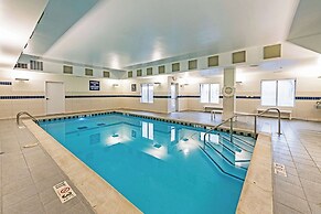 Radisson Hotel Fairview Heights - St. Louis