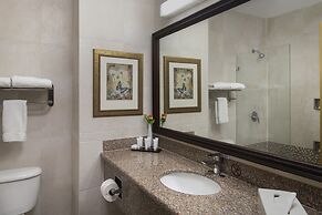 Hodelpa Garden Suites Golf & Convention Center