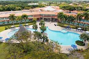Hodelpa Garden Suites Golf & Convention Center