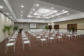 Hodelpa Garden Suites Golf & Convention Center