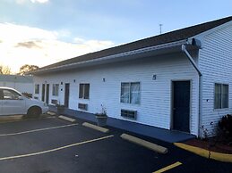 AmeriVu Inn & Suites