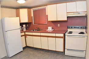 AmeriVu Inn & Suites