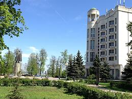 Oktyabrskaya Hotel