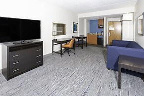 Holiday Inn Express & Suites Jacksonville Airport by IHG