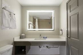 Holiday Inn Express & Suites Jacksonville Airport by IHG