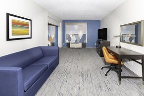 Holiday Inn Express & Suites Jacksonville Airport by IHG
