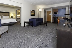 Holiday Inn Express & Suites Jacksonville Airport by IHG