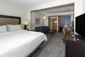 Holiday Inn Express & Suites Jacksonville Airport by IHG