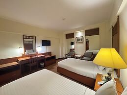 Bangkok Palace Hotel