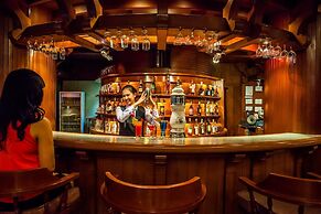 Bangkok Palace Hotel