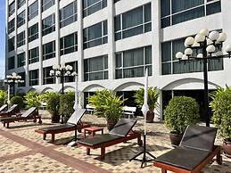 Bangkok Palace Hotel