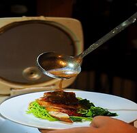 Bangkok Palace Hotel