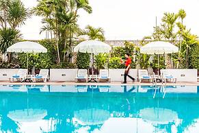 Bangkok Palace Hotel