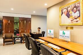 Bangkok Palace Hotel