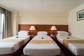 Bangkok Palace Hotel