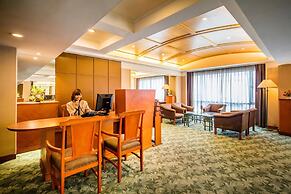 Bangkok Palace Hotel