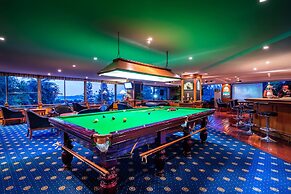 Cholchan Pattaya Beach Resort