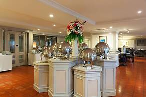 Cholchan Pattaya Beach Resort