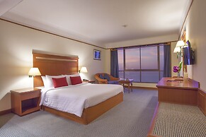 Cholchan Pattaya Beach Resort