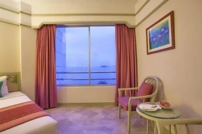 Cholchan Pattaya Beach Resort