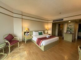 Cholchan Pattaya Beach Resort