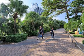 Cholchan Pattaya Beach Resort