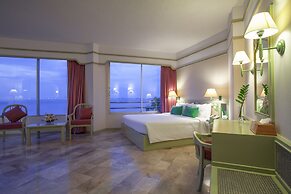 Cholchan Pattaya Beach Resort