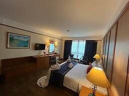 Cholchan Pattaya Beach Resort