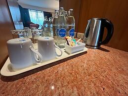Cholchan Pattaya Beach Resort
