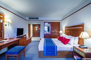 Cholchan Pattaya Beach Resort