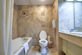 Cholchan Pattaya Beach Resort