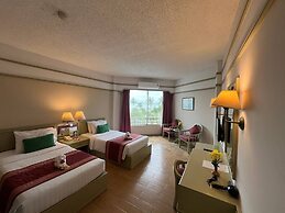 Cholchan Pattaya Beach Resort