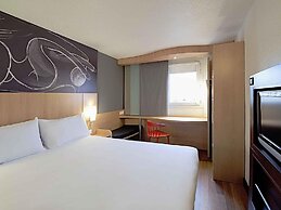 Hôtel ibis Orly Chevilly Tram 7