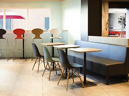Hôtel ibis Orly Chevilly Tram 7