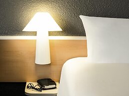 Hôtel ibis Orly Chevilly Tram 7