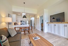 Waters Edge Shoreside Suites